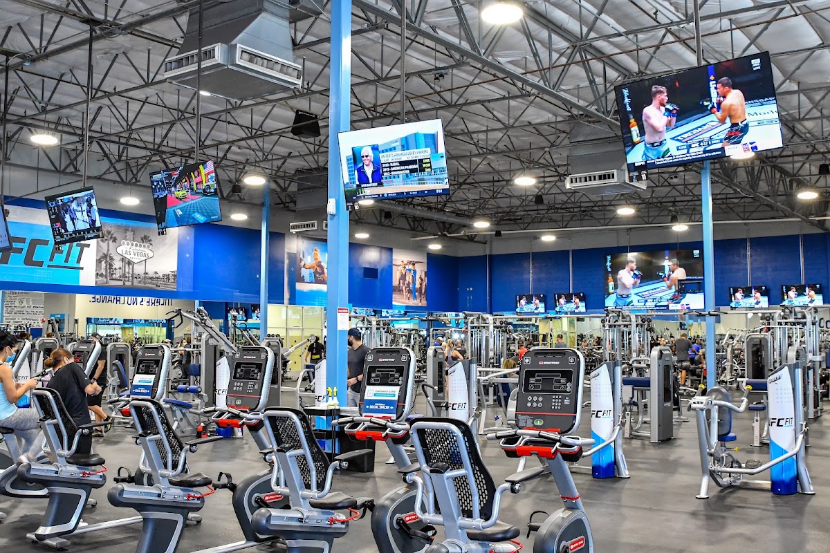 UFC GYM Anaheim GardenWalk interior