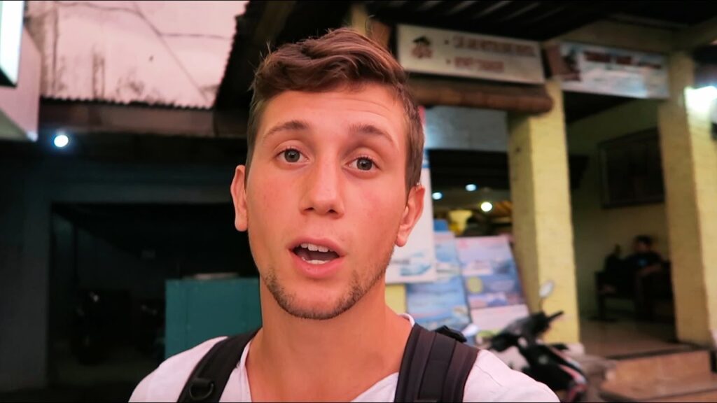 HOW WE STAY IN SHAPE WHILE TRAVELING – Bye Bali