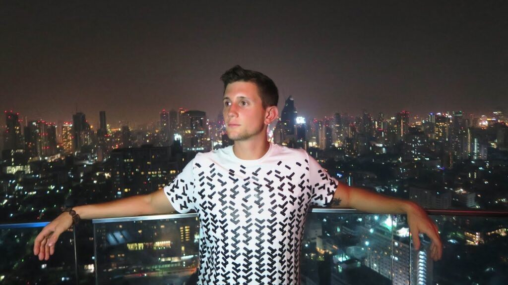 WILD IN BANGKOK – 24 HOURS IN THE CITY